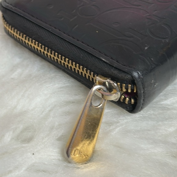 💯Authentic Dior Black Embossed Wallet🍀 - Picture 9 of 15